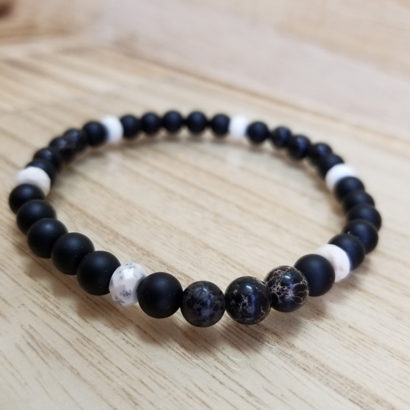 Sea Sediment & Black Onyx Beaded Stretch B… - Picture 5 of 7